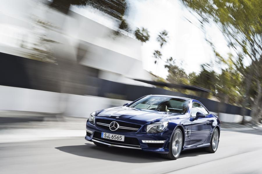  Mercedes-Benz SL65 AMG 2012 года  (фото 17 из 23)
